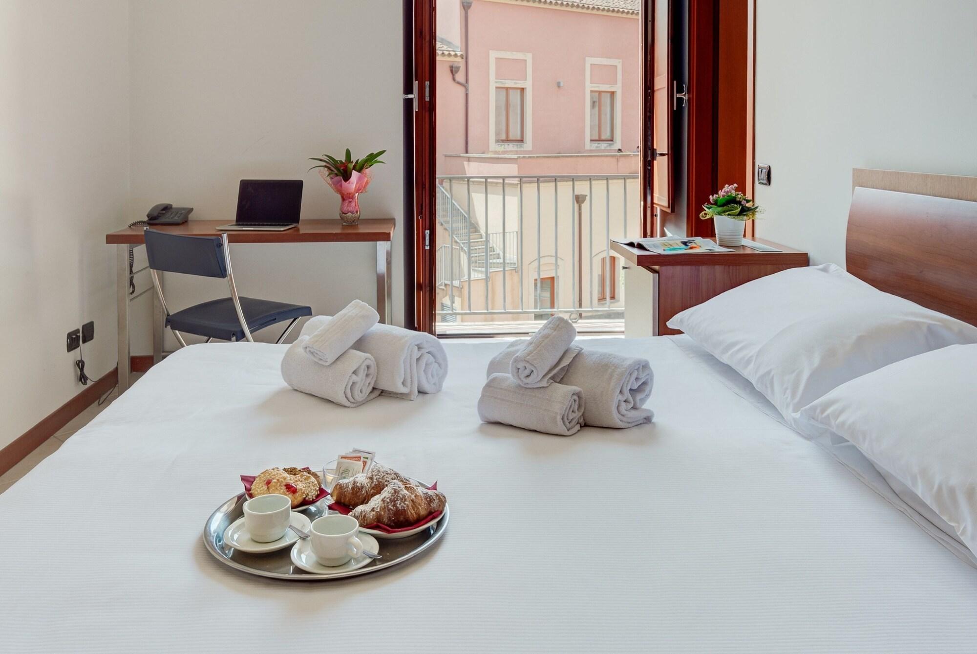 Camplus Guest Catania-Fontanarossai nemzetközi repülőtér Kültér fotó