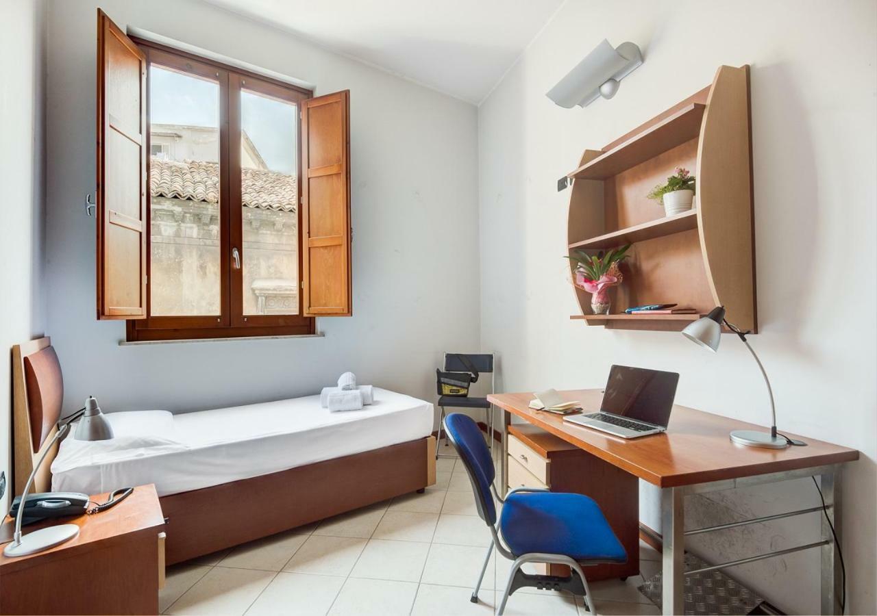 Camplus Guest Catania-Fontanarossai nemzetközi repülőtér Kültér fotó