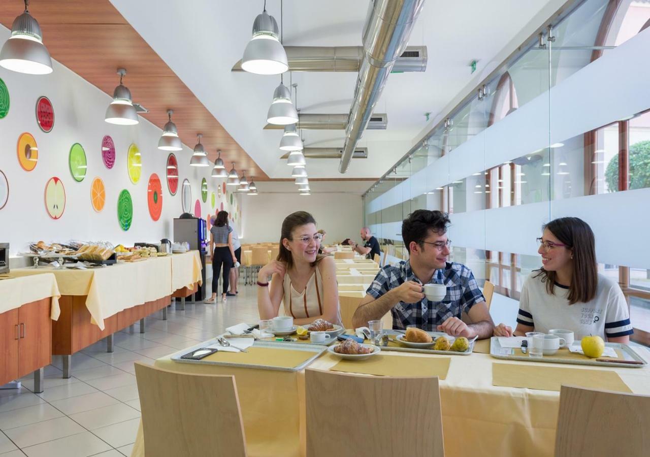 Camplus Guest Catania-Fontanarossai nemzetközi repülőtér Kültér fotó